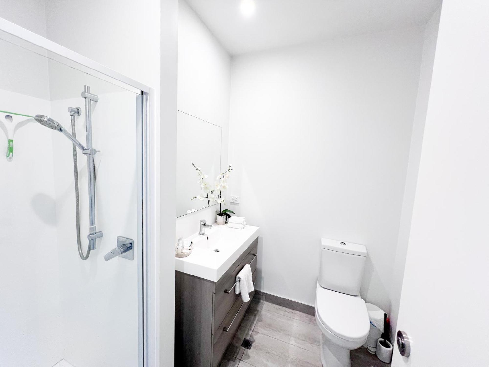 Luxury 2 Bedroom Apartment With Cocktail Bar And Espresso Machine Окленд Экстерьер фото
